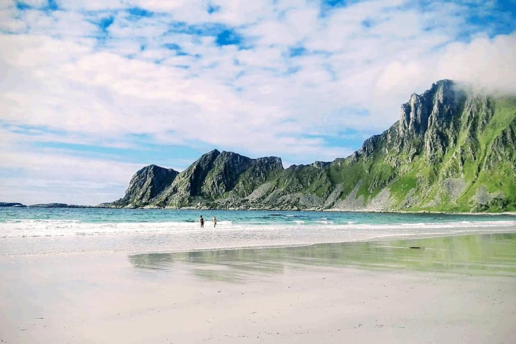 Sjarmerende Hus Med Orkesterplass Til Hav Og Fjell Stave Dış mekan fotoğraf